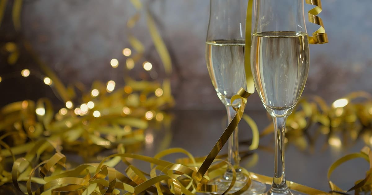New Year Wishes for 2027: 61 Messages for Texts, Cards and Captions